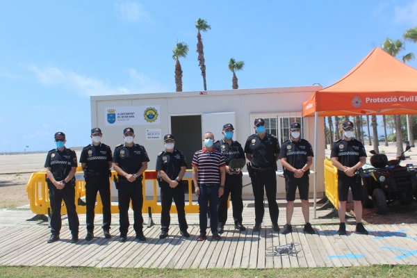 El Ayuntamiento presenta la Unidad de Vigilancia Aérea de las playas 2020