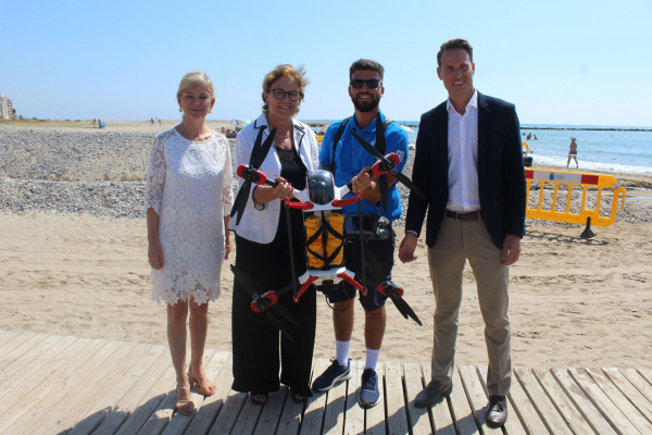 presentación en Burriana de los drones de vigilancia y salvamento para prevenir ahogamientos en las playas de la Comunitat Valenciana