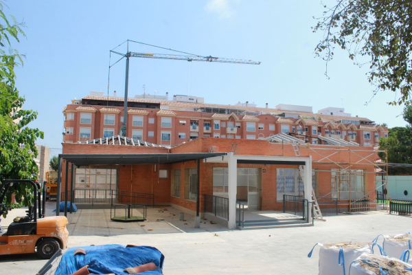 El Ayuntamiento repara los techos de la Escuela Municipal Infantil Príncep Felip 