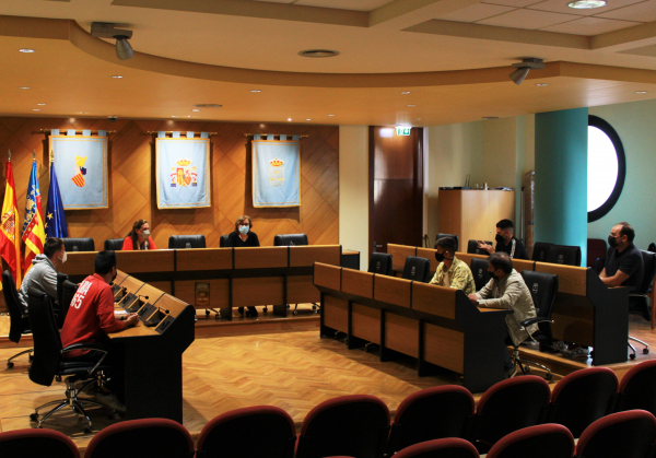 Reunión Ayuntamiento de Burriana y chiringuitos para la temporada estival 2021
